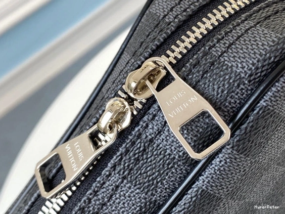VUITTON POUCH LOUIS TOILETRY GM 0817